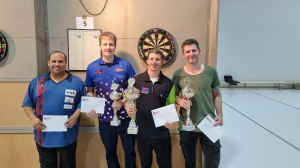 Züri Oberland Open 2023 - Hommes Top 4 (de gauche à droite) : Mark Bichsel, Felix Schiertz, Andy Bless et Thomas Bremgartner